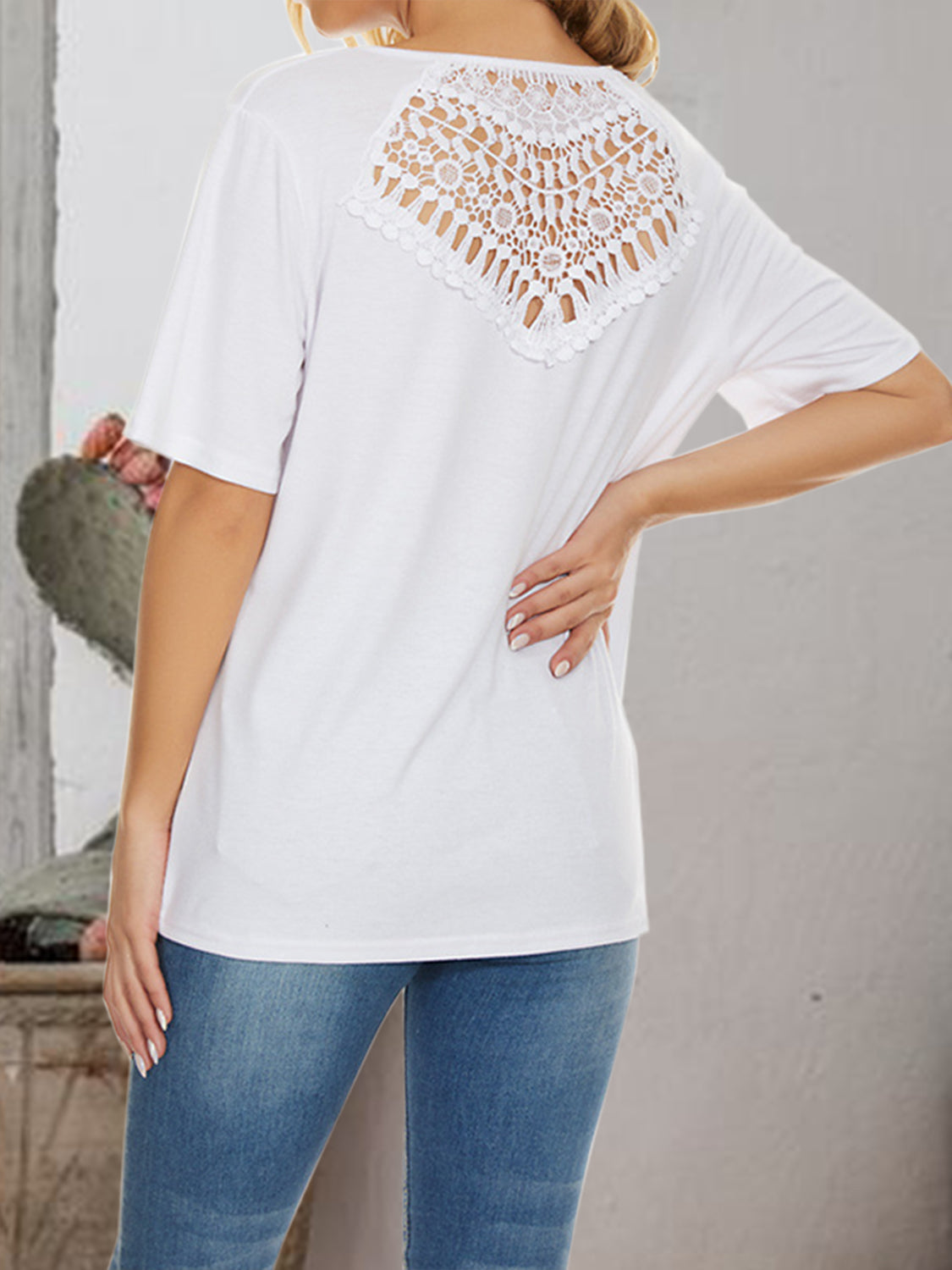 Cutout Round Neck Short Sleeve T-Shirt